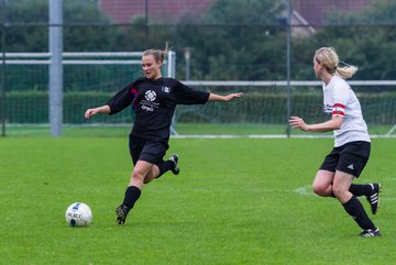 Bild 22 - Frauen SV Henstedt Ulzburg II - SV Schwarz Wei Westerrade : Ergebnis: 3:0